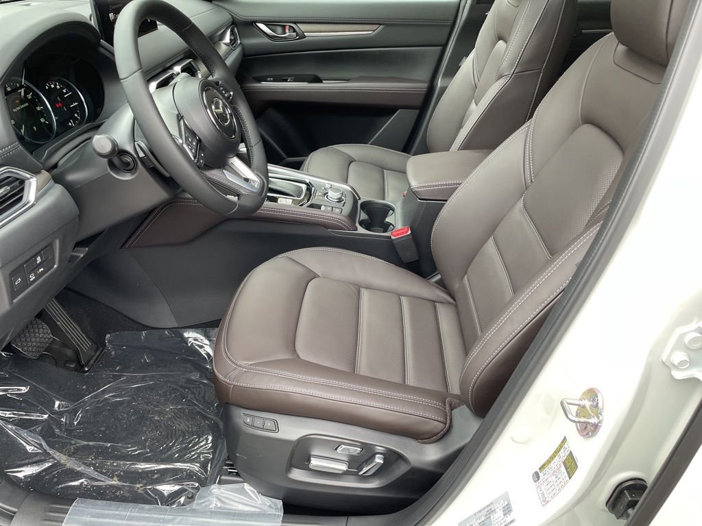 New 2025 MAZDA CX-5 Signature image 15