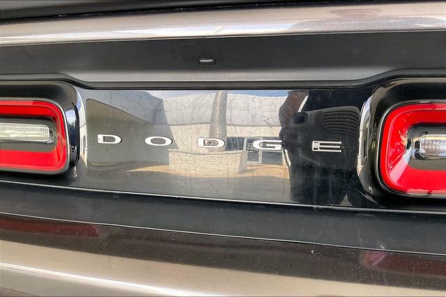 Used 2023 Dodge Challenger SXT RWD image 22