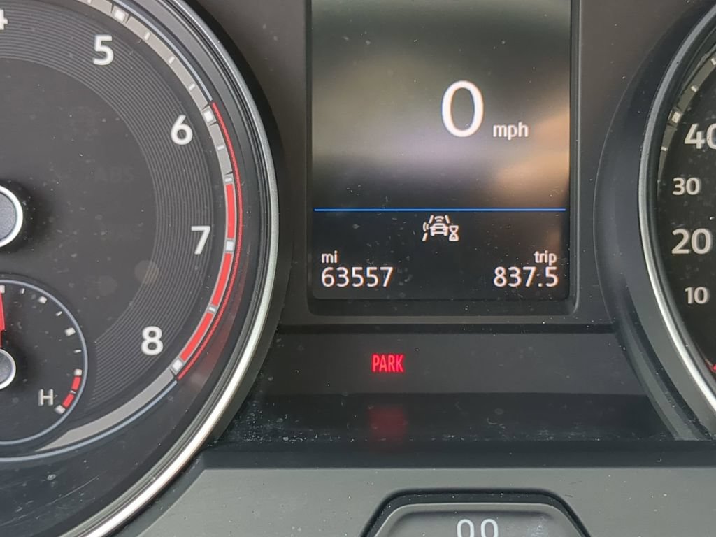 Used 2021 Volkswagen Atlas SE w/ Towing Package FWD image 34
