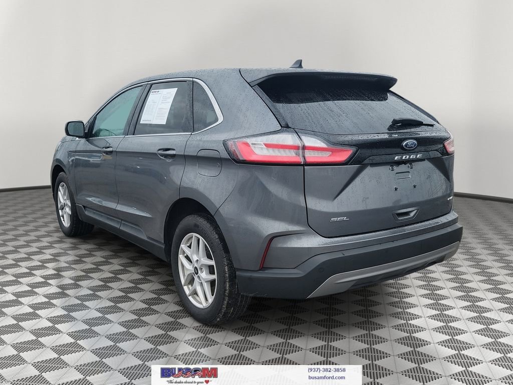 Used 2024 Ford Edge SEL w/ Convenience Package image 3