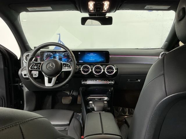 Used 2022 Mercedes-Benz A 220 4MATIC image 12