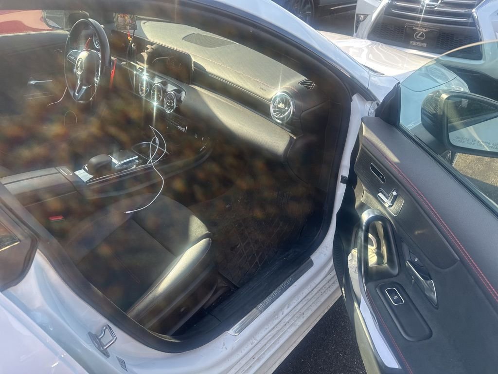 Used 2023 Mercedes-Benz CLA 250 4MATIC image 14