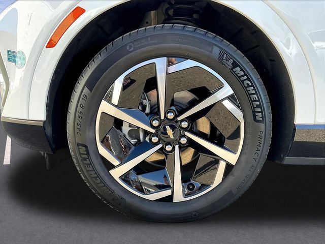 Certified 2024 Chevrolet Equinox EV LT FWD image 36