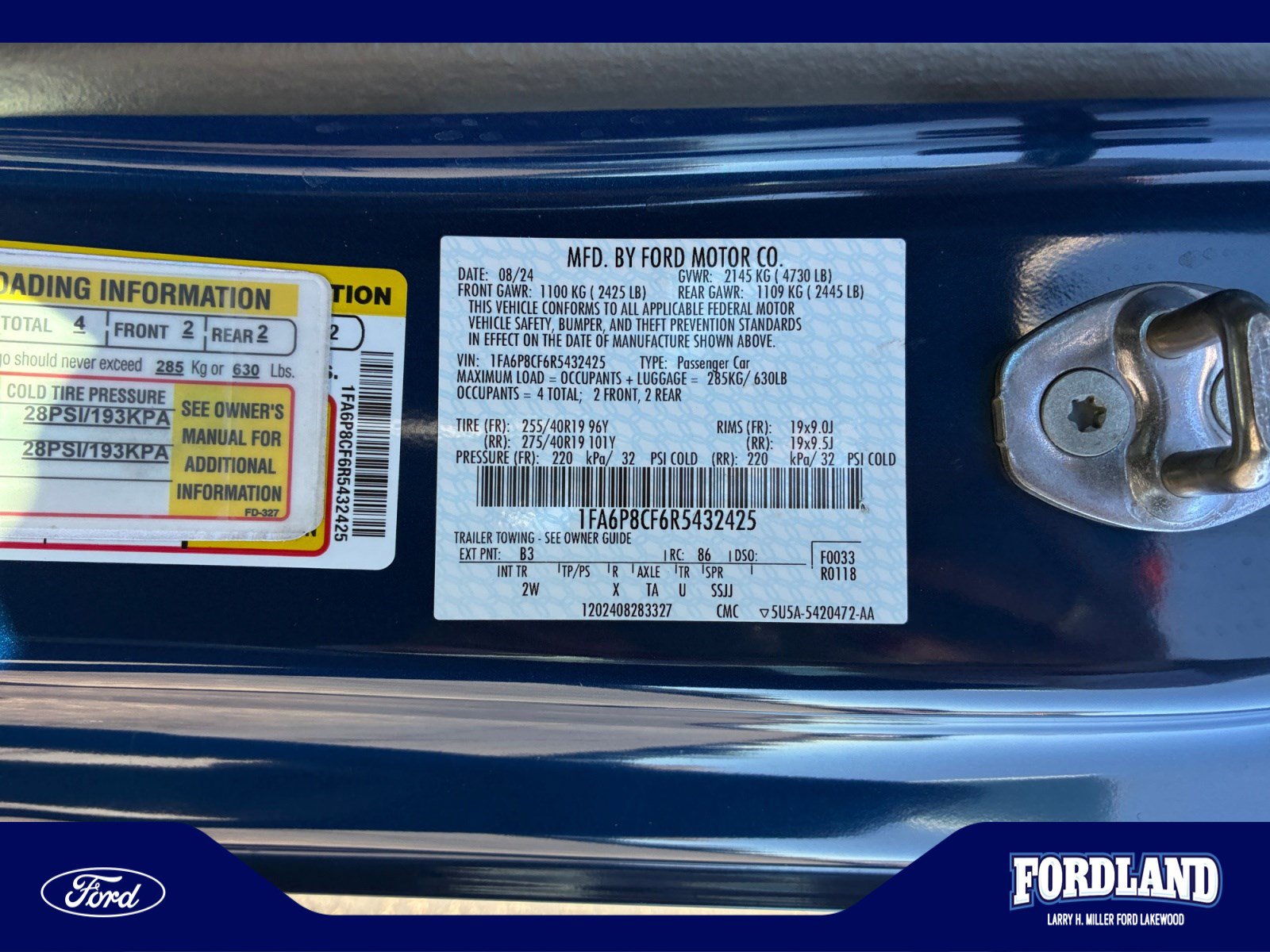 Used 2024 Ford Mustang GT w/ GT Performance Package RWD image 25