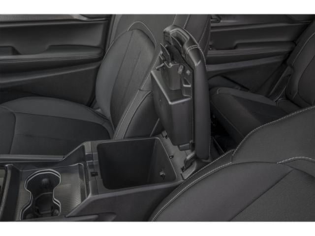 Used 2025 Jeep Grand Cherokee L Limited w/ Black Appearance Package AWD/4WD image 14