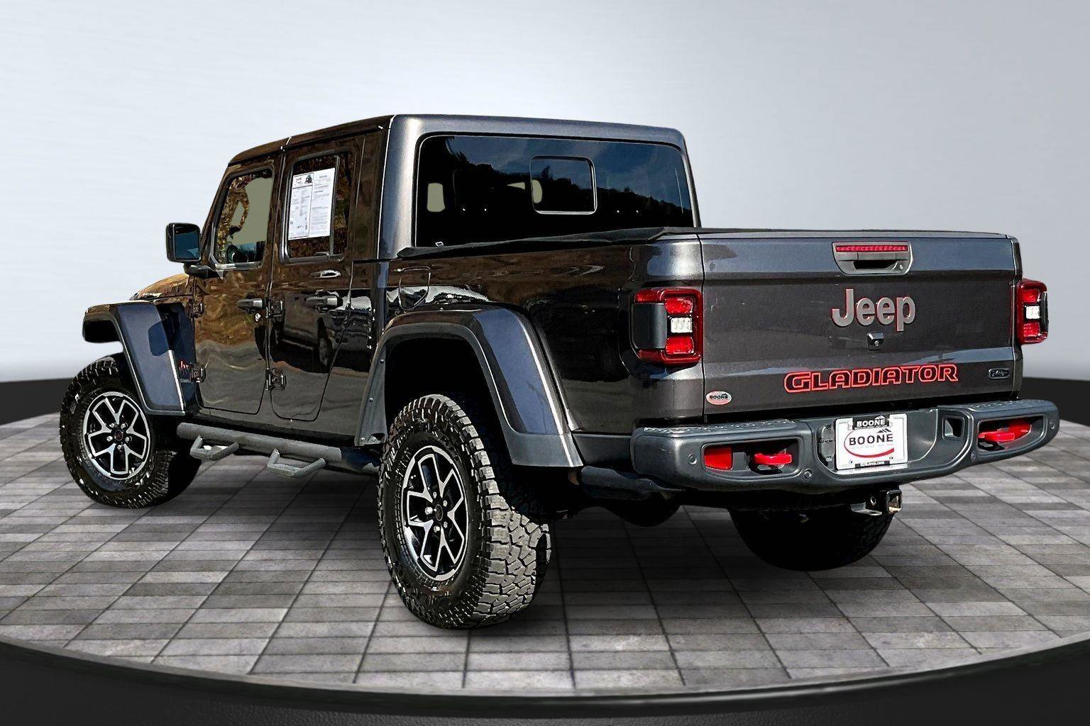 Used 2020 Jeep Gladiator Rubicon image 2