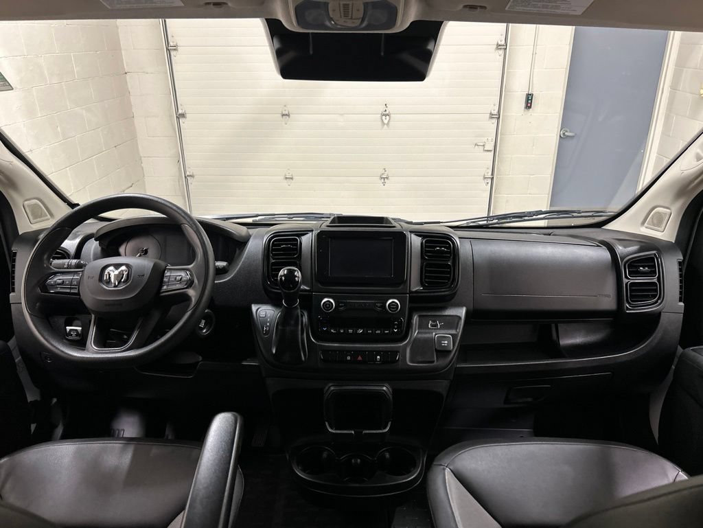 Used 2025 RAM ProMaster 2500 w/ Convenience Group FWD image 14