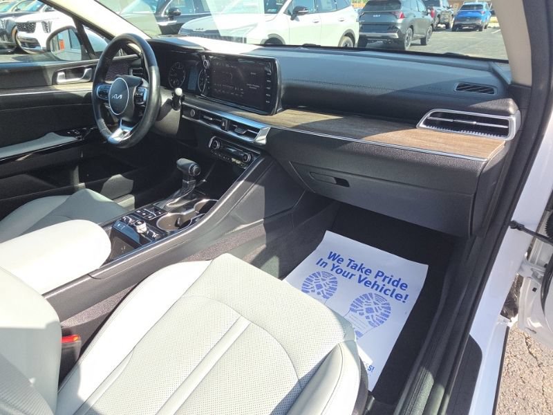 Used 2022 Kia K5 EX w/ EX Premium Package FWD image 11