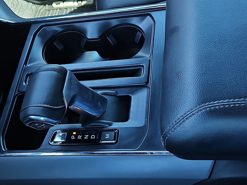 Used 2024 Ford F150 Lariat w/ FX4 Off-Road Package image 25