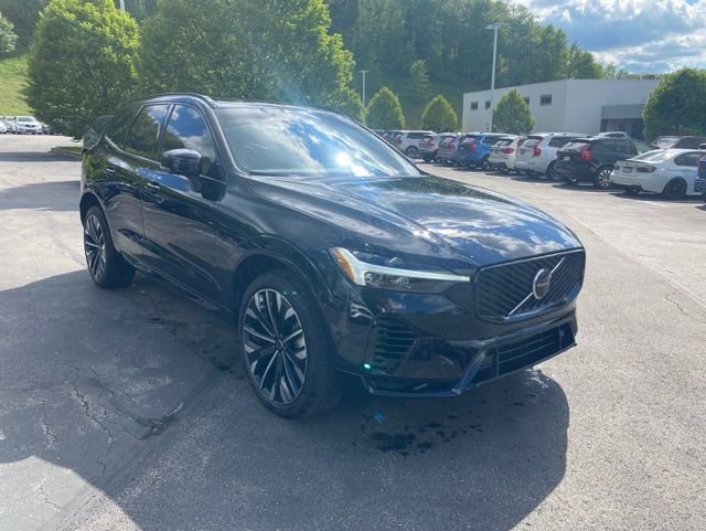 Used 2026 Volvo XC60 T8 Ultra w/ Protection Package Premier AWD/4WD image 3