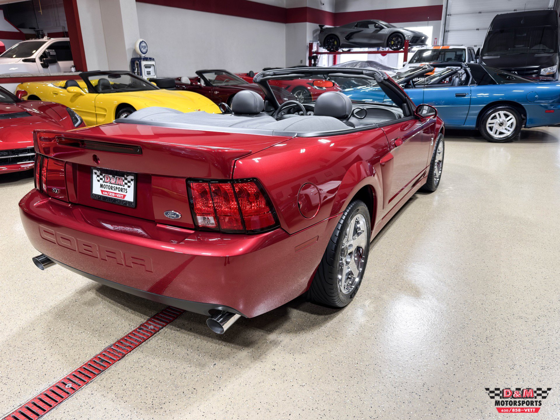 Used 2003 Ford Mustang Convertible image 47