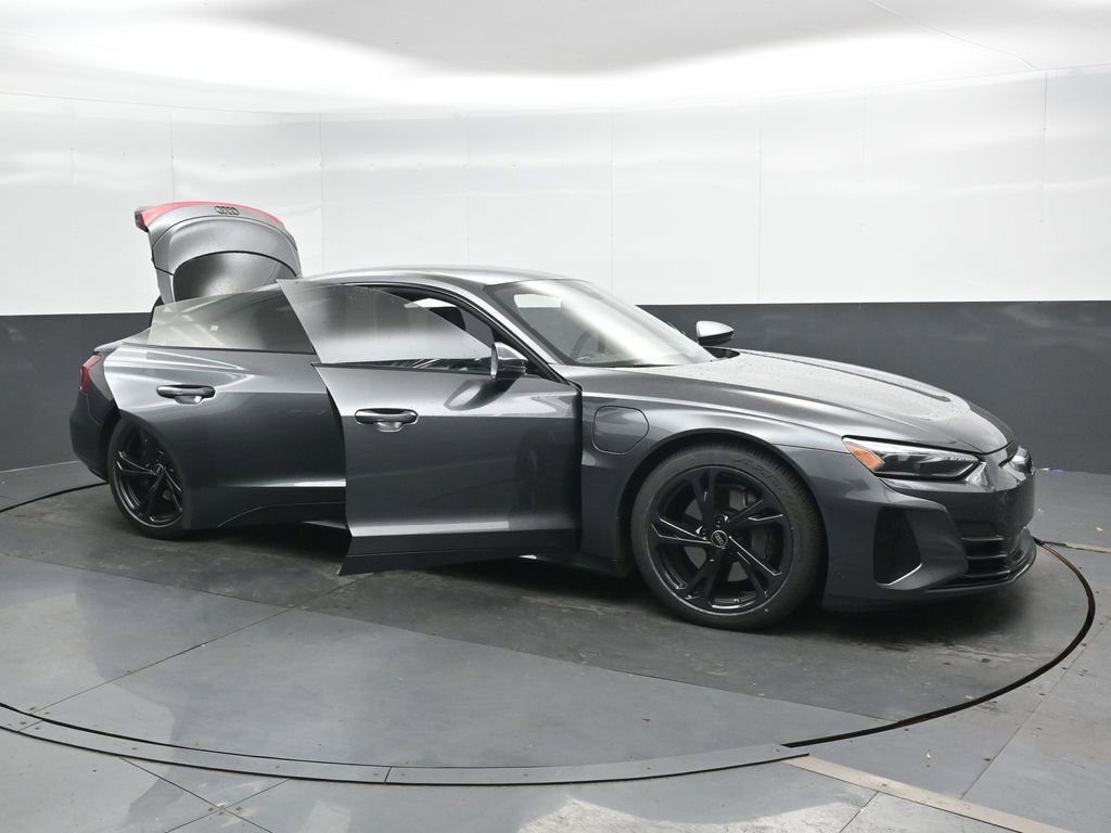 Used 2023 Audi e-tron GT Premium Plus AWD/4WD image 50