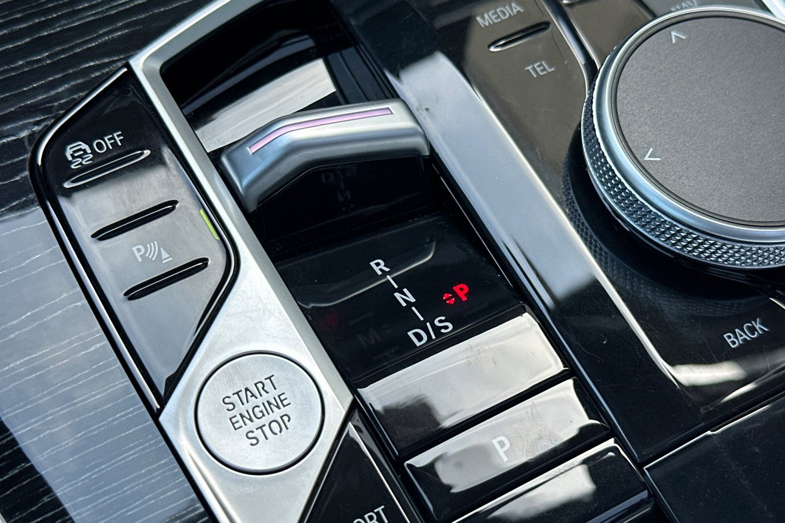 Certified 2024 BMW X5 sDrive40i w/ M Sport Package image 28