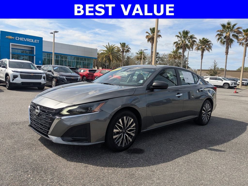 Used 2025 Nissan Altima 2.5 SV image 7