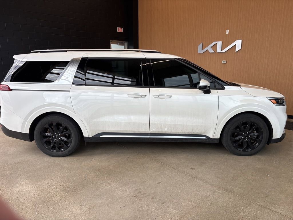 Certified 2022 Kia Carnival SX Prestige image 15