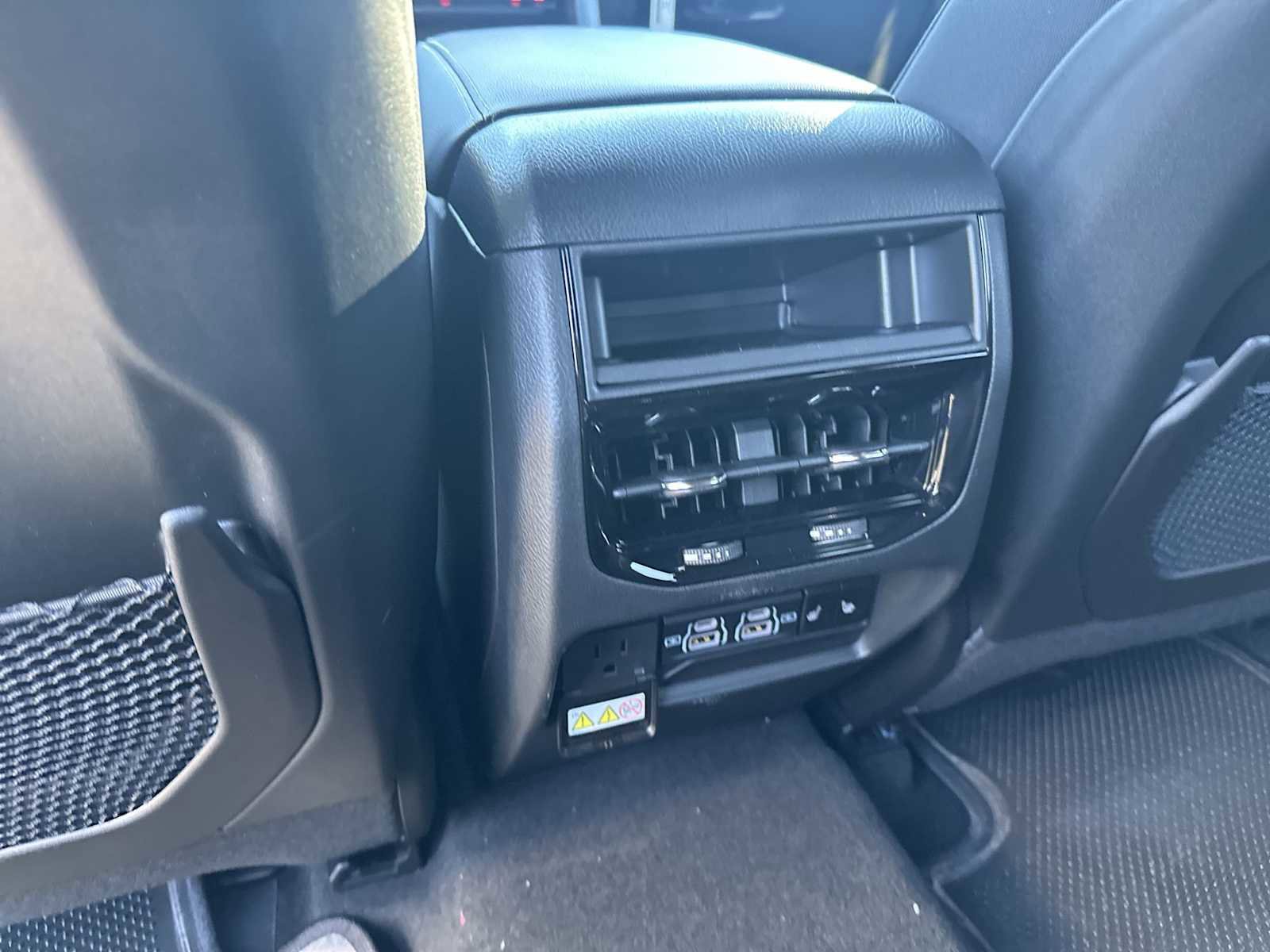 New 2025 Jeep Grand Cherokee Limited image 21