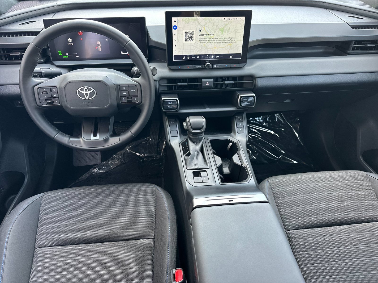 Used 2026 Toyota RAV4 SE w/ Convenience Package AWD/4WD image 15