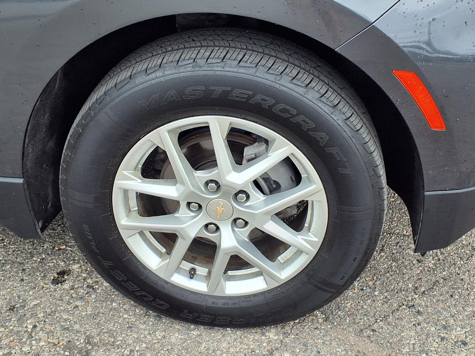 Used 2023 Chevrolet Equinox LT AWD/4WD image 23