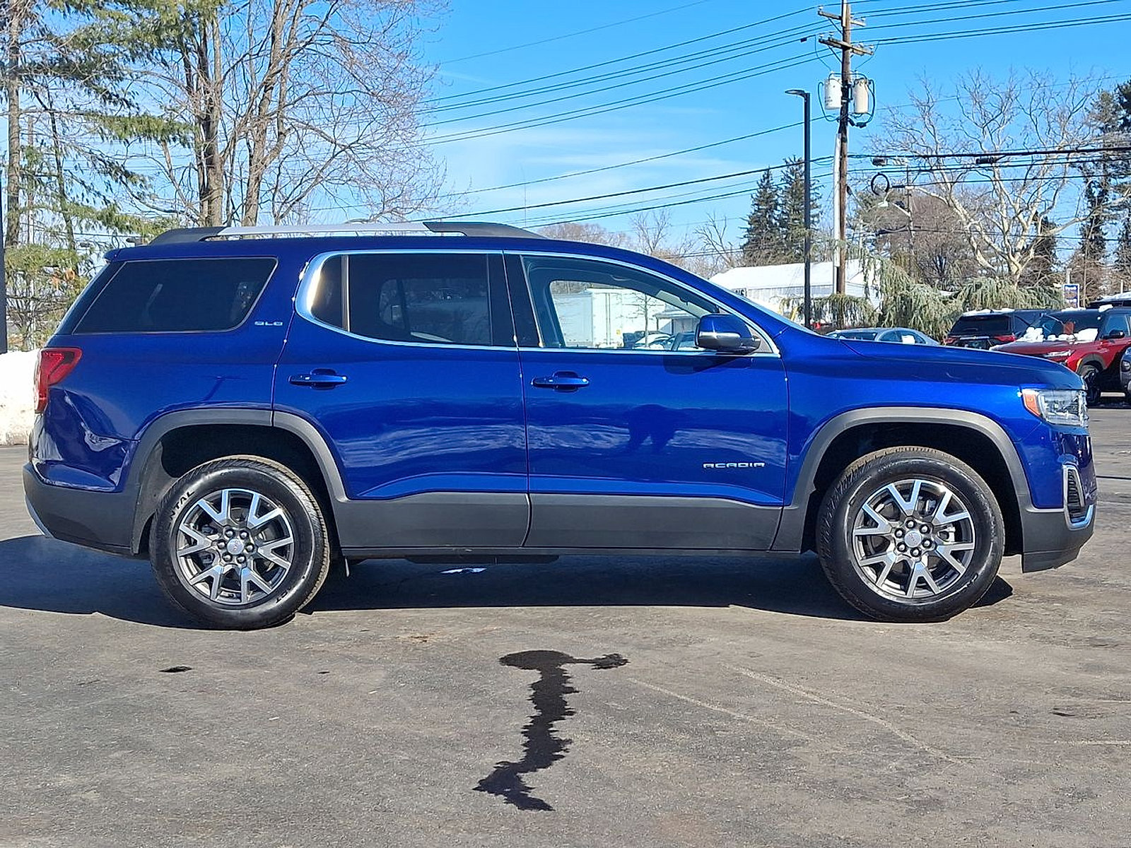 Certified 2023 GMC Acadia SLE w/ Driver Convenience Package image 26