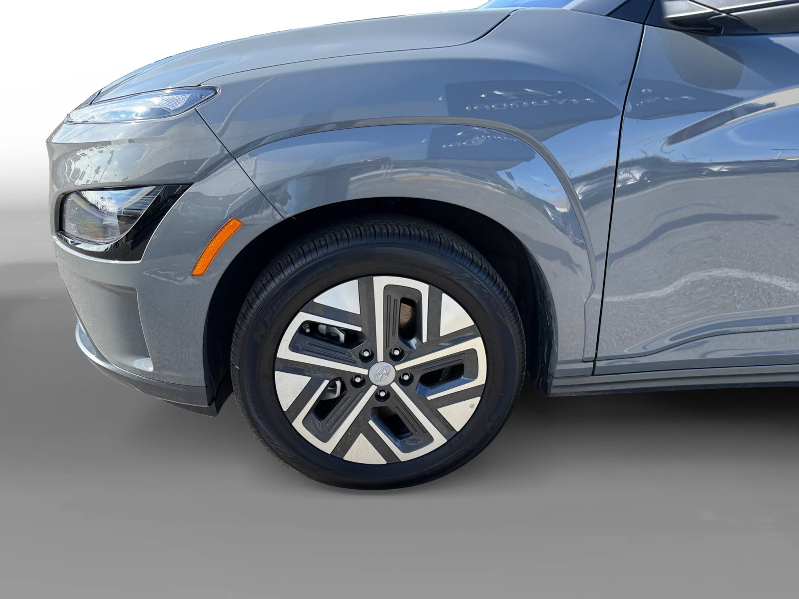 Certified 2023 Hyundai Kona SE FWD image 9