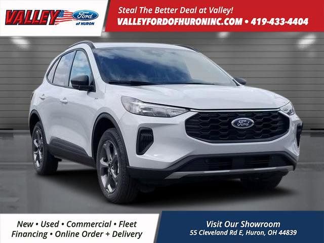 New 2026 Ford Escape ST-Line w/ Cold Weather Package