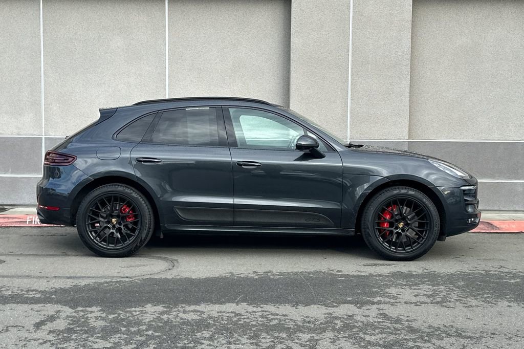 Used 2018 Porsche Macan GTS image 3