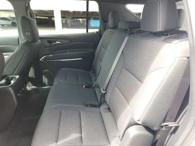 Used 2024 Chevrolet Traverse LS image 17