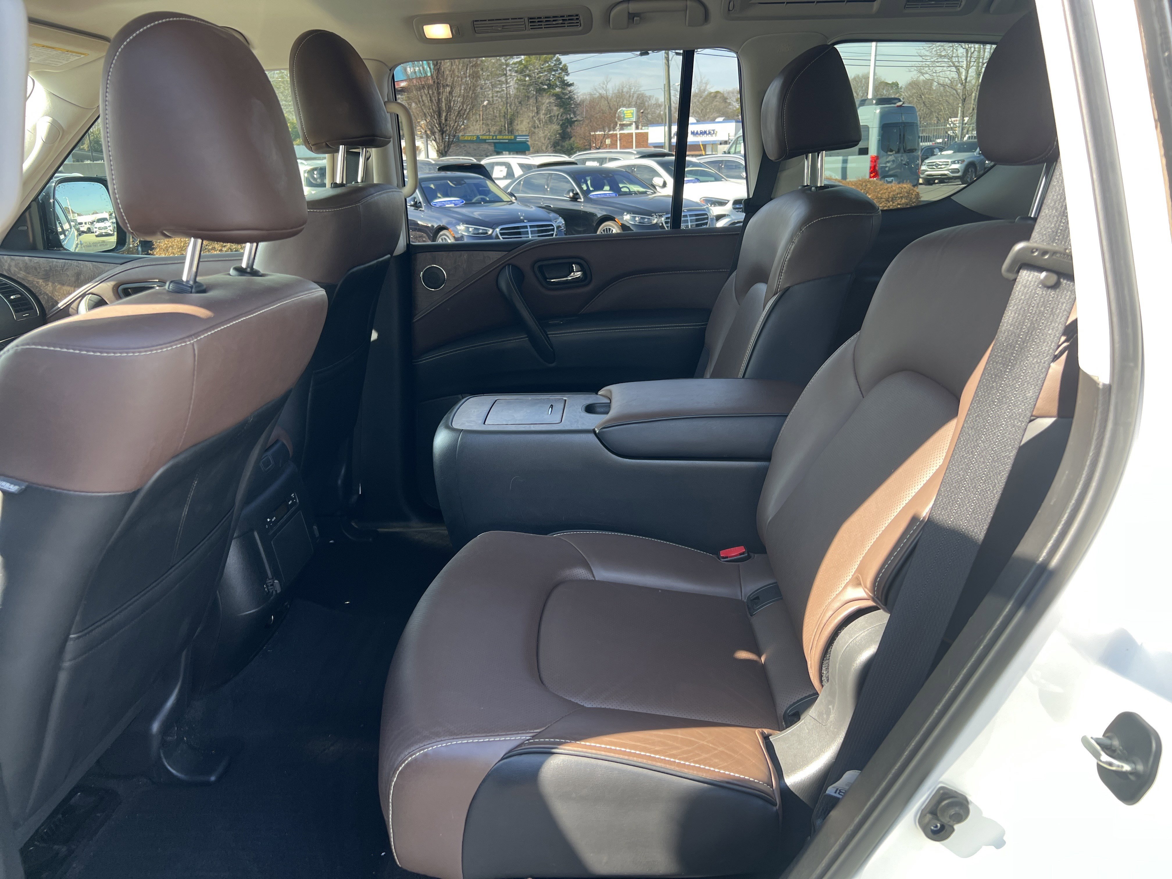 Used 2021 INFINITI QX80 Premium Select w/ Cargo Package image 32