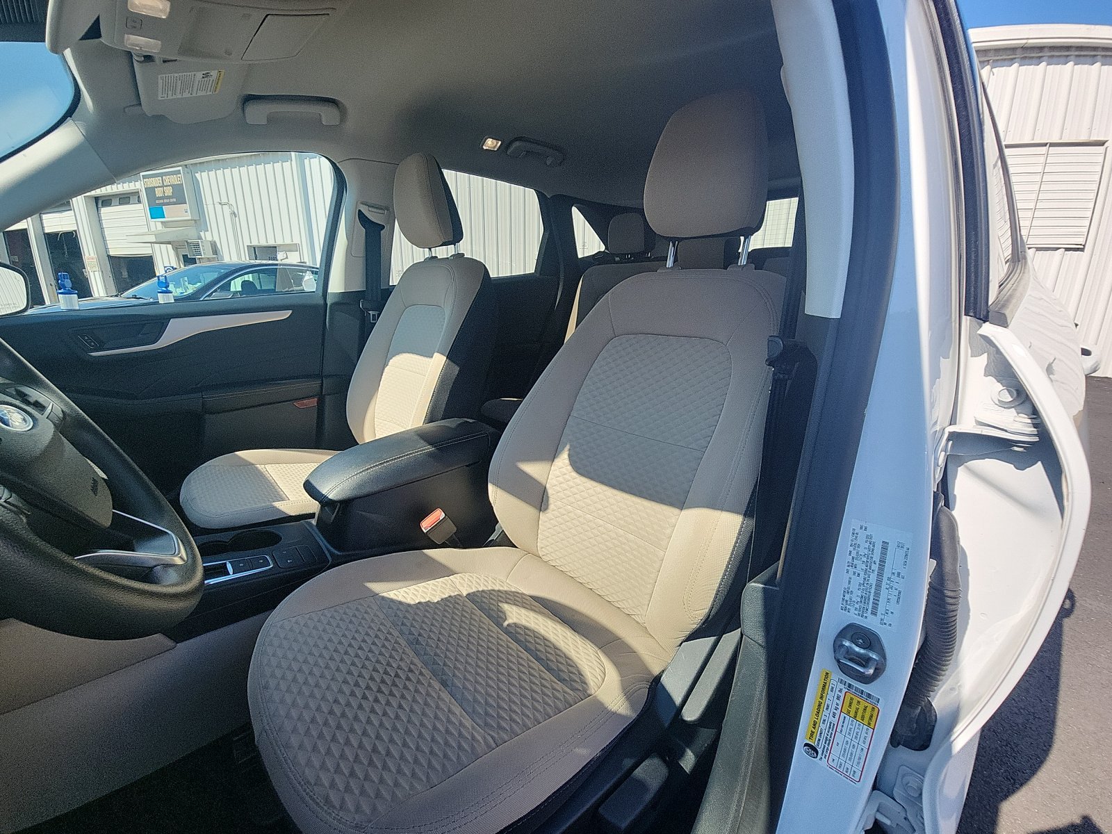 Used 2022 Ford Escape SE AWD/4WD image 21