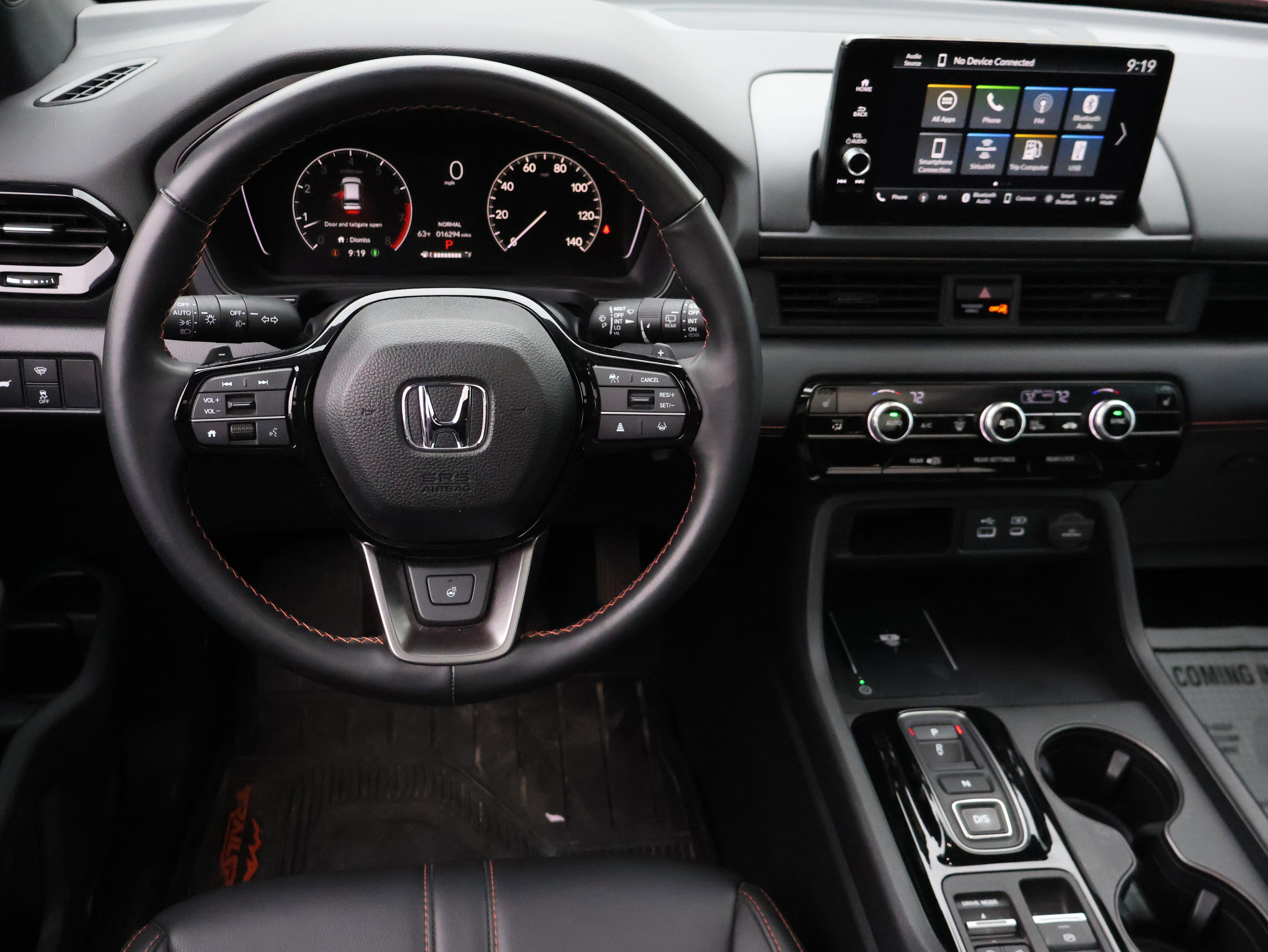 Used 2025 Honda Pilot TrailSport image 22