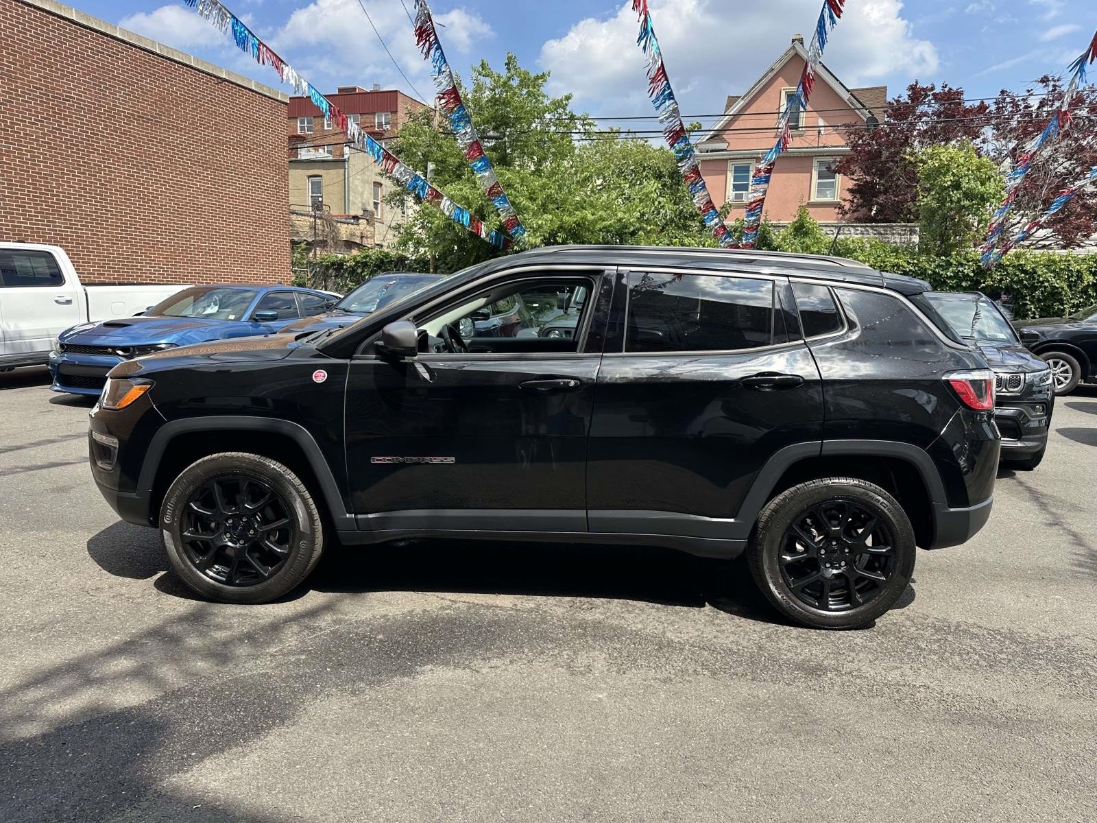 Certified 2018 Jeep Compass Trailhawk w/ Leather Interior Group AWD/4WD image 7