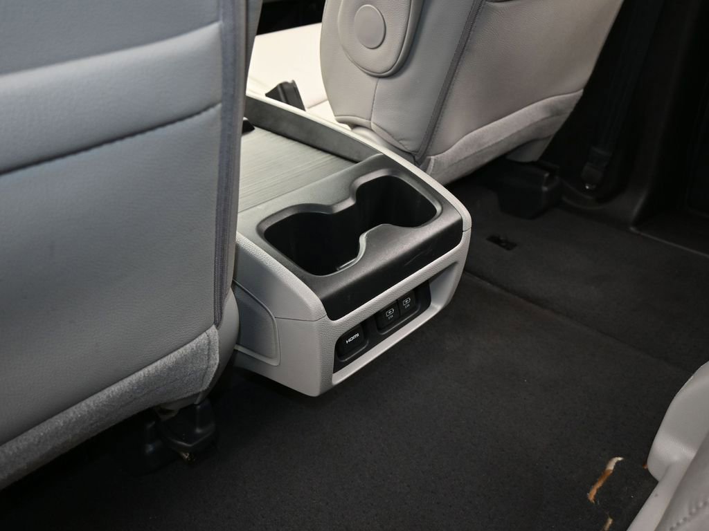 Used 2020 Honda Odyssey Touring image 38