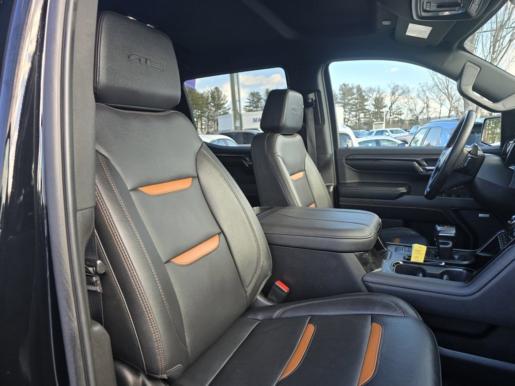 Used 2024 GMC Sierra 1500 AT4 w/ AT4 Premium Package image 12