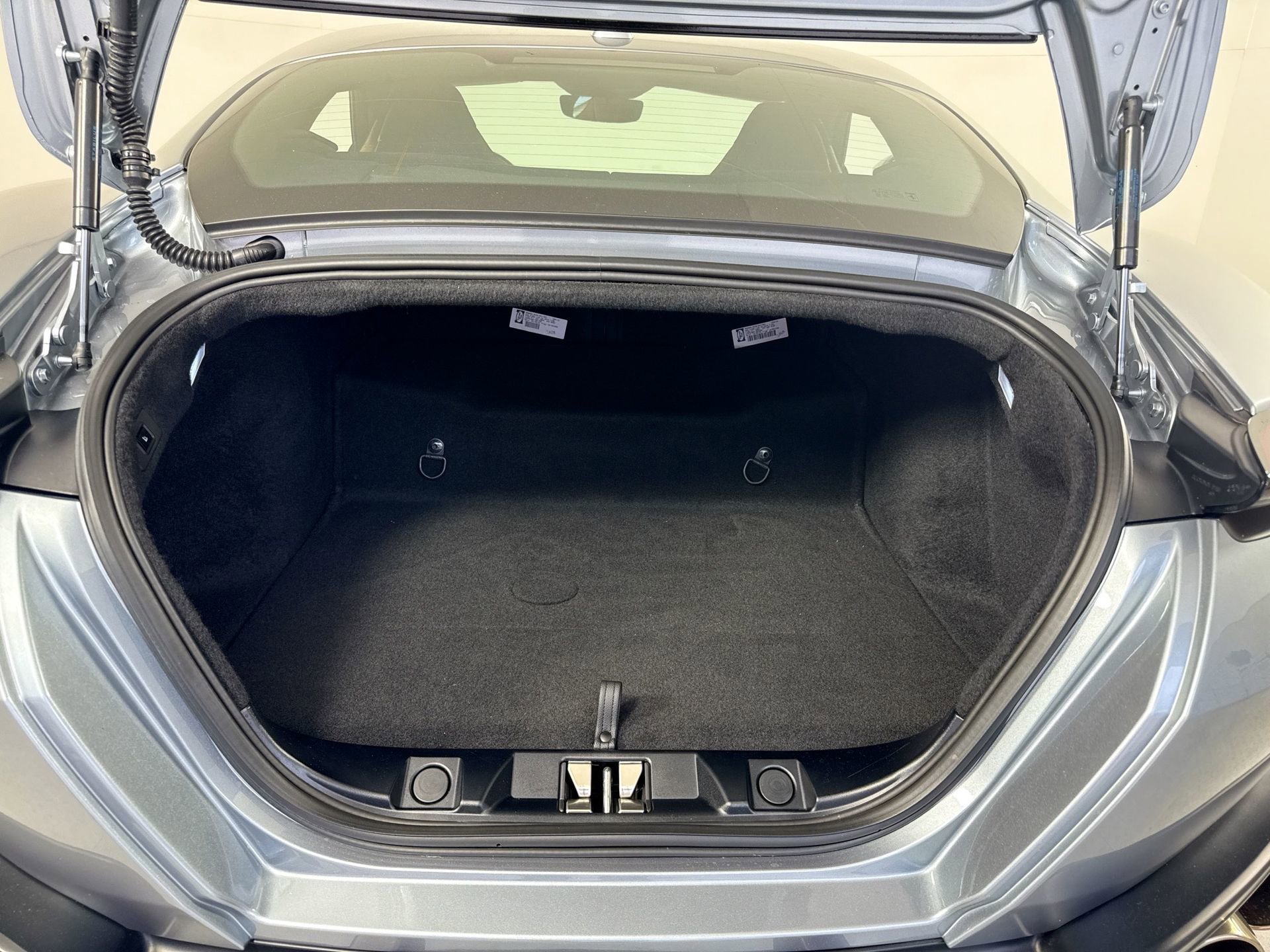 Certified 2022 Ferrari Roma Base image 25