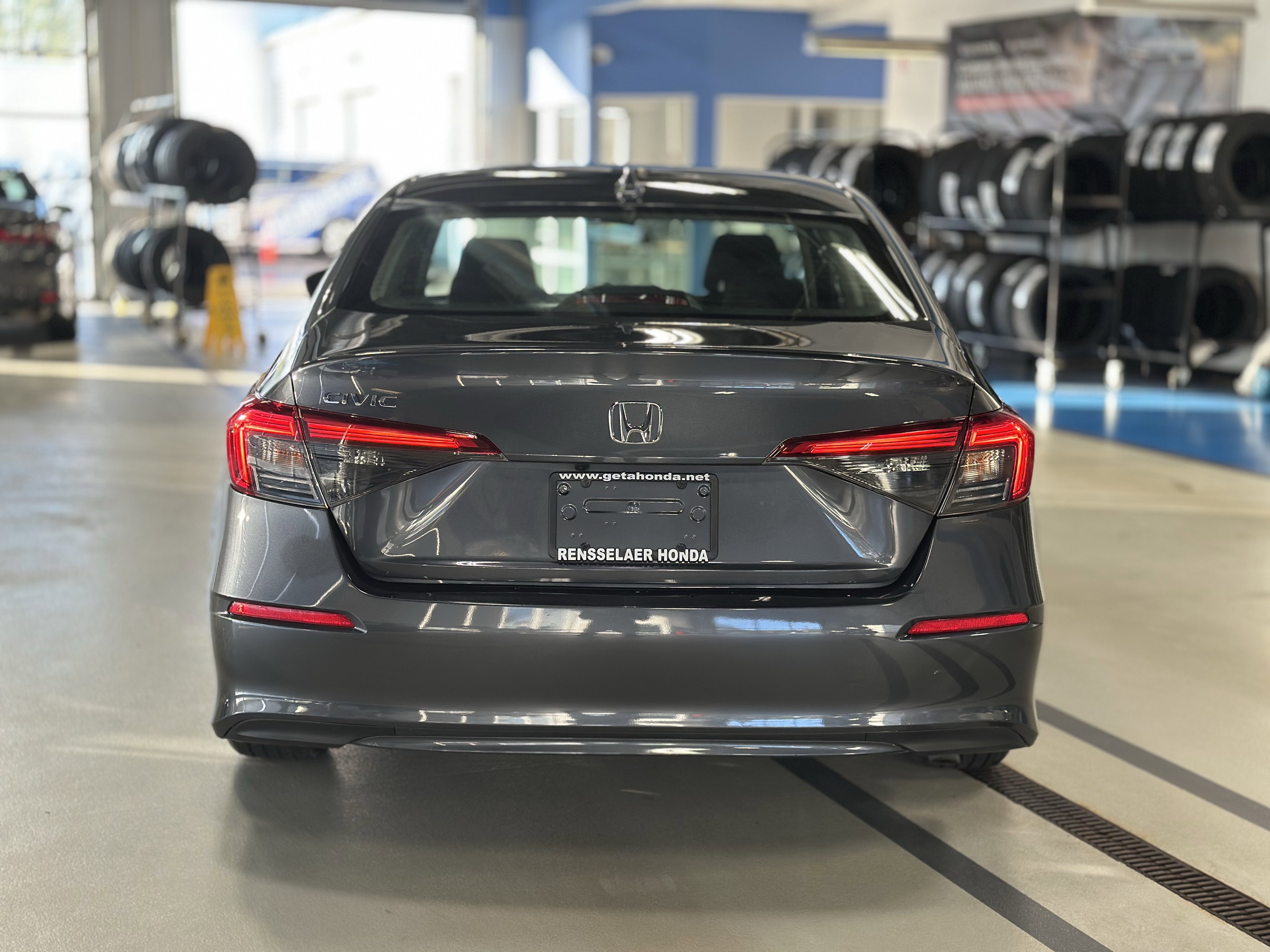 Used 2023 Honda Civic LX image 5