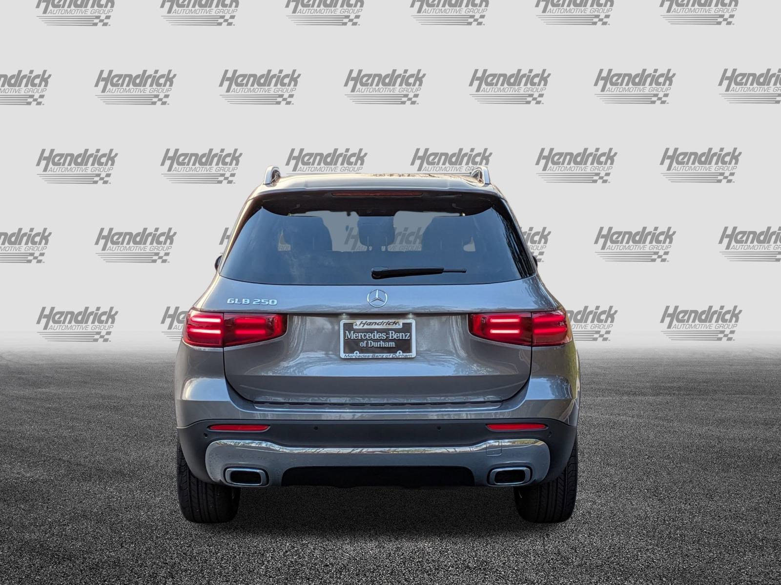 New 2026 Mercedes-Benz GLB 250 image 9