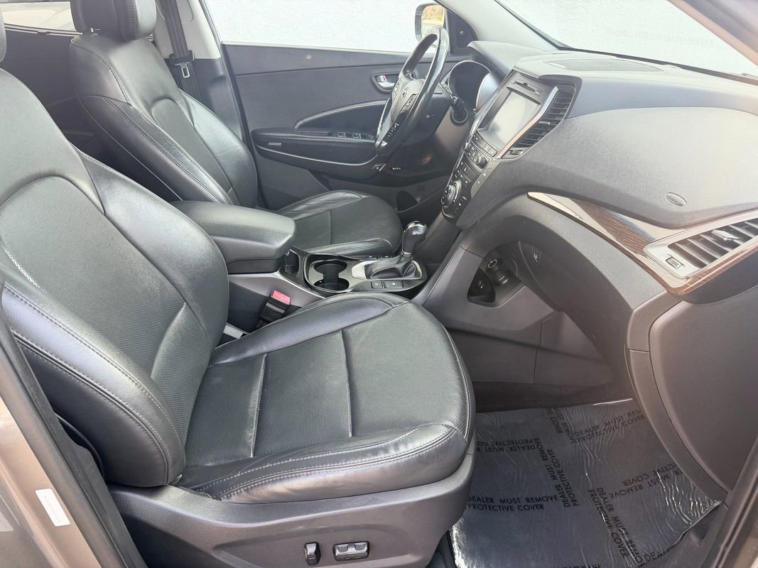 Used 2017 Hyundai Santa Fe Sport image 16