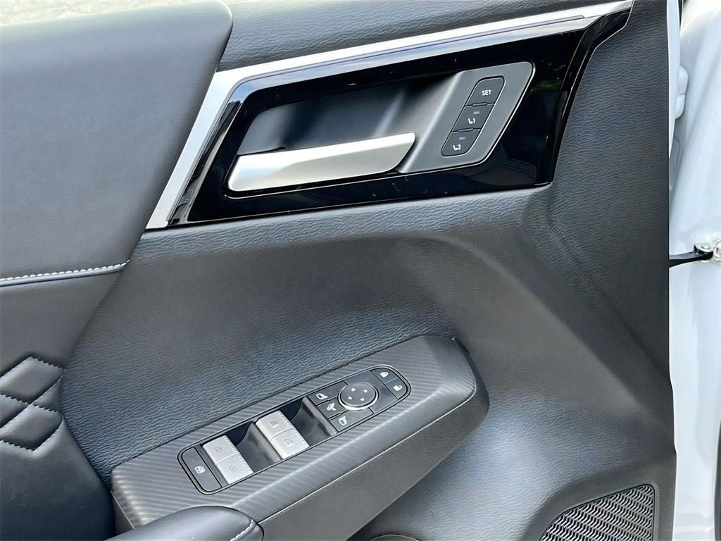 New 2025 Mitsubishi Outlander SEL Black Edition AWD/4WD image 20