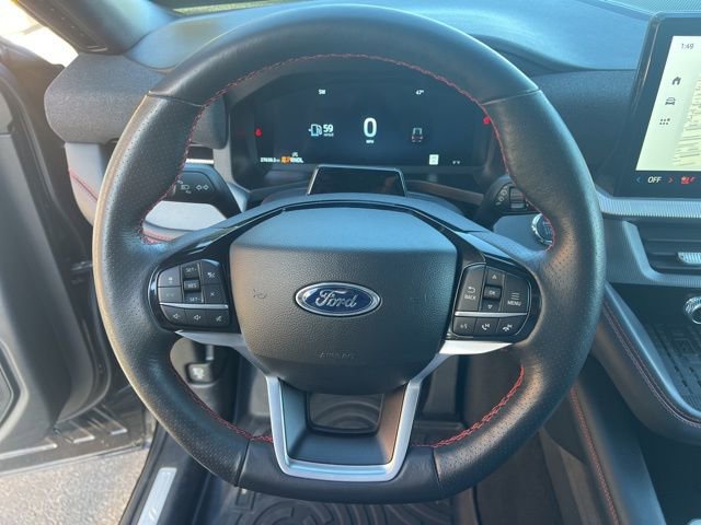 Used 2025 Ford Explorer ST-Line w/ Premium Package image 10