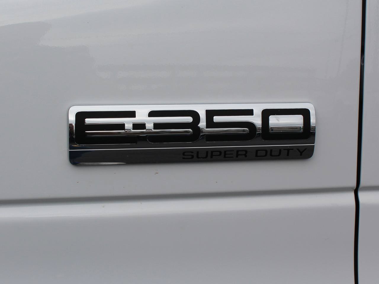 Used 2026 Ford E-350 and Econoline 350 Super Duty w/ Power Equipment Group RWD image 33