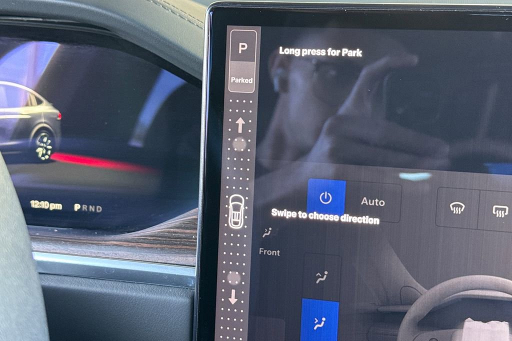 Used 2024 Tesla Model X image 20