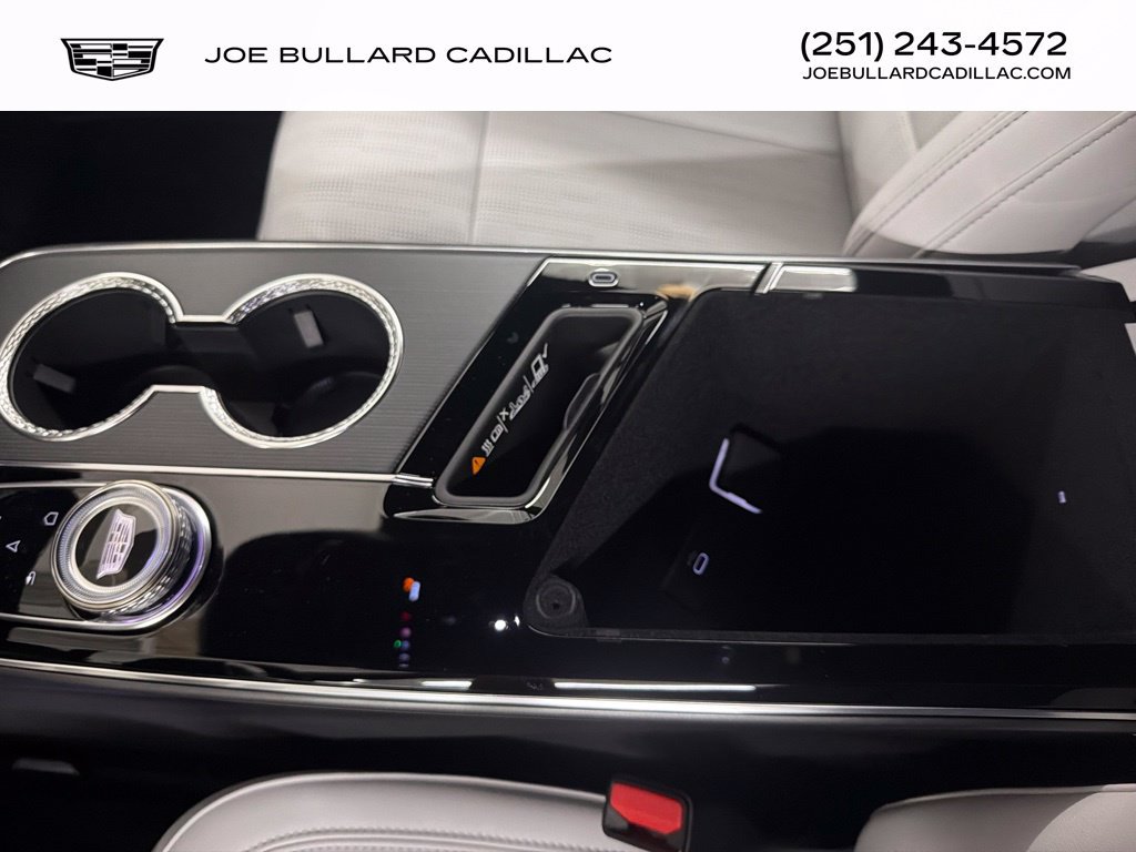 New 2027 Cadillac Optiq Luxury AWD/4WD image 30