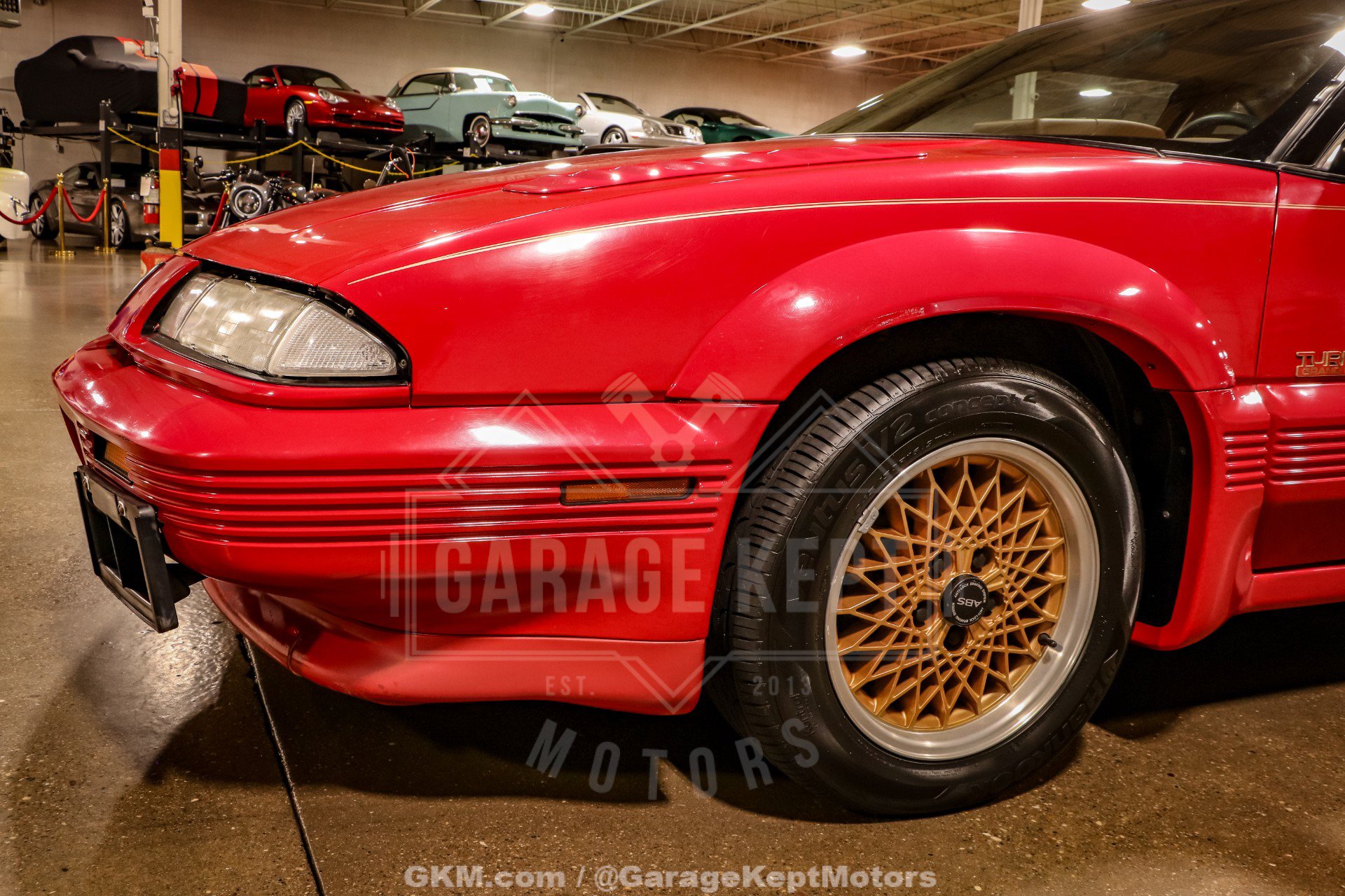 Used 1990 Pontiac Grand Prix SE FWD image 31