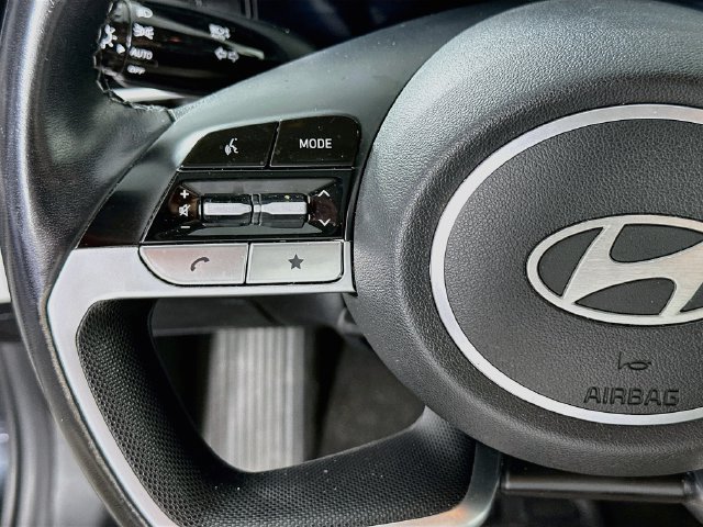 Used 2024 Hyundai Elantra Limited FWD image 24