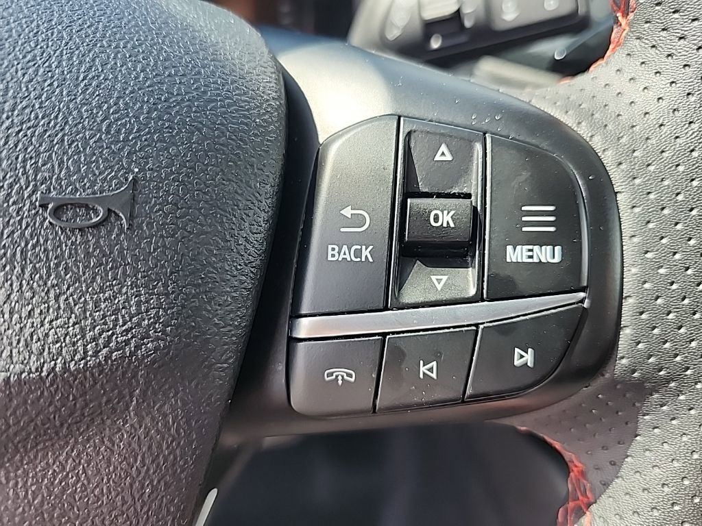 Used 2023 Ford Escape ST-Line FWD image 5