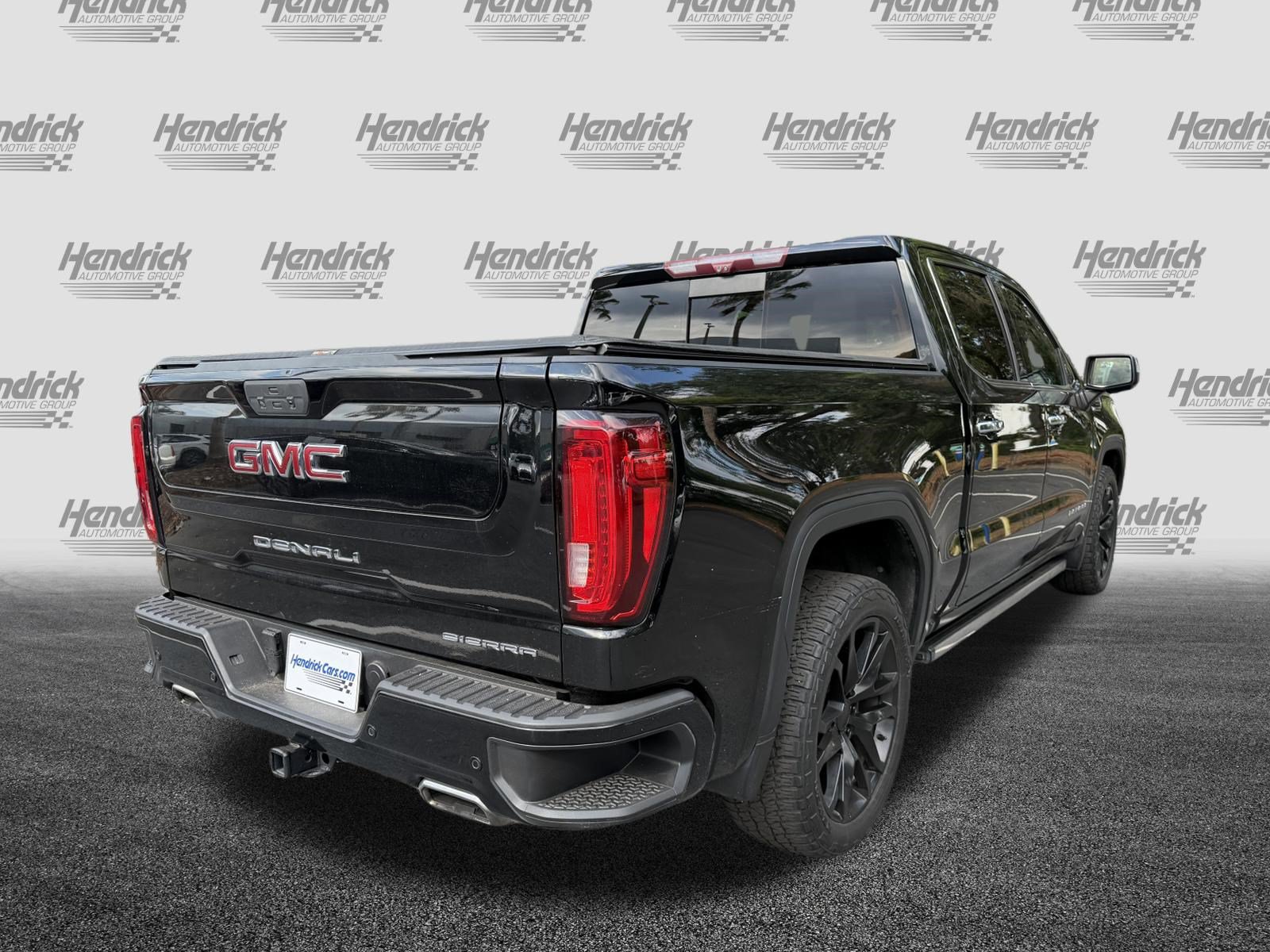 Used 2020 GMC Sierra 1500 Denali w/ Denali Ultimate Package AWD/4WD image 9