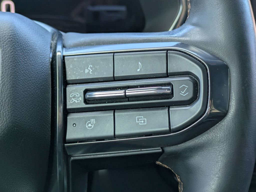 Used 2023 GMC Canyon AT4 w/ AT4 Premium Package image 35