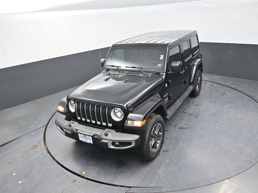 Used 2023 Jeep Wrangler Sahara w/ Cold Weather Group image 16