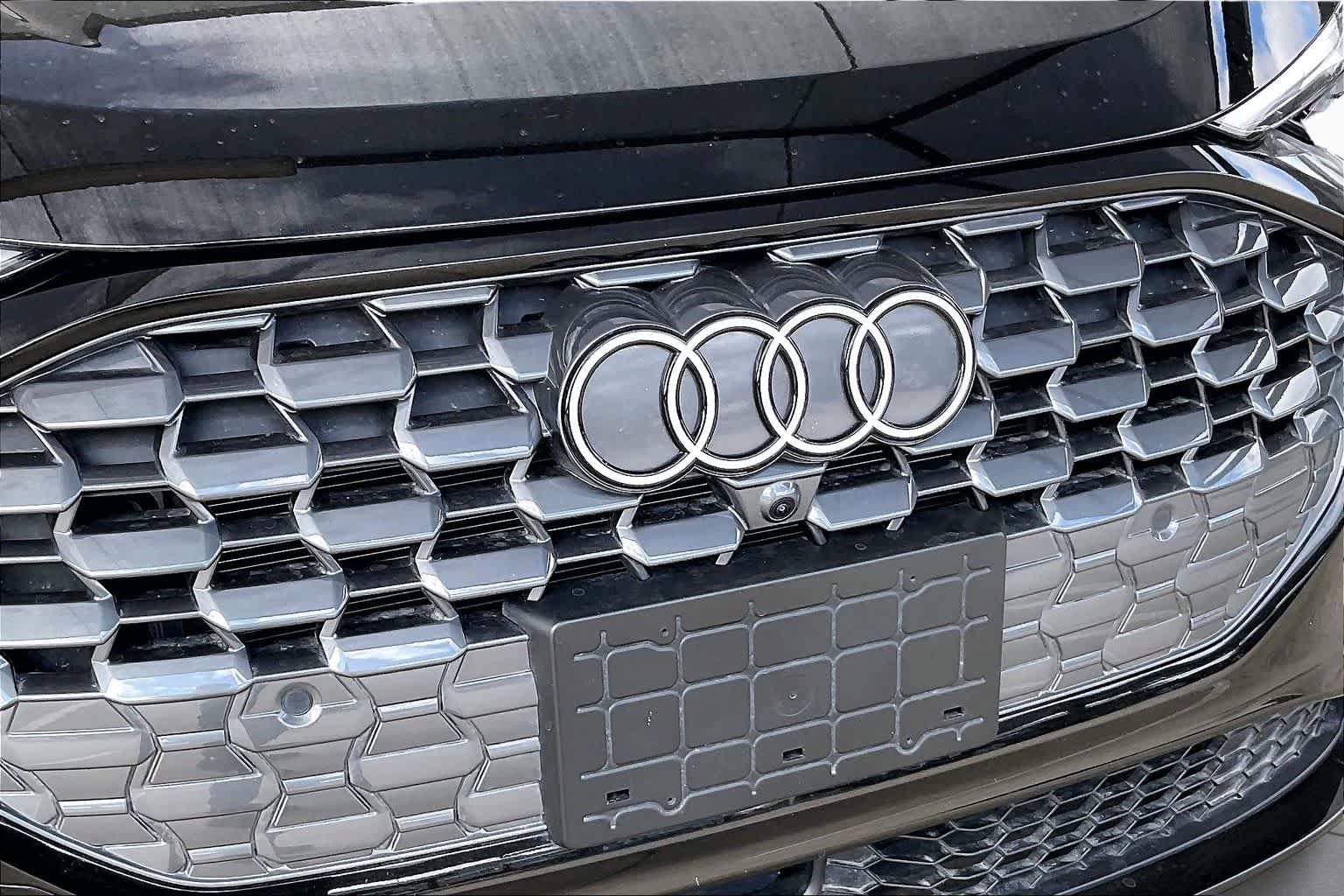 Certified 2025 Audi Q5 Premium w/ Convenience Package AWD/4WD image 30