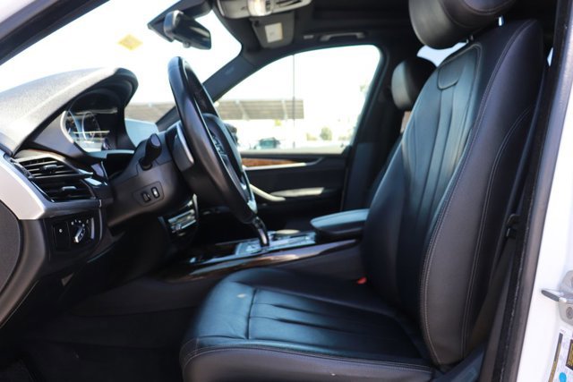 Used 2018 BMW X5 xDrive40e w/ Driving Assistance Package AWD/4WD image 12